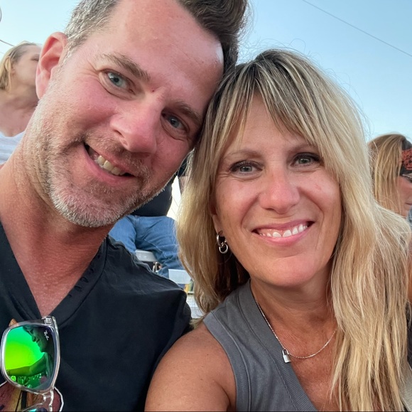 Meet your Posher, Adam - Picture 2 of 3